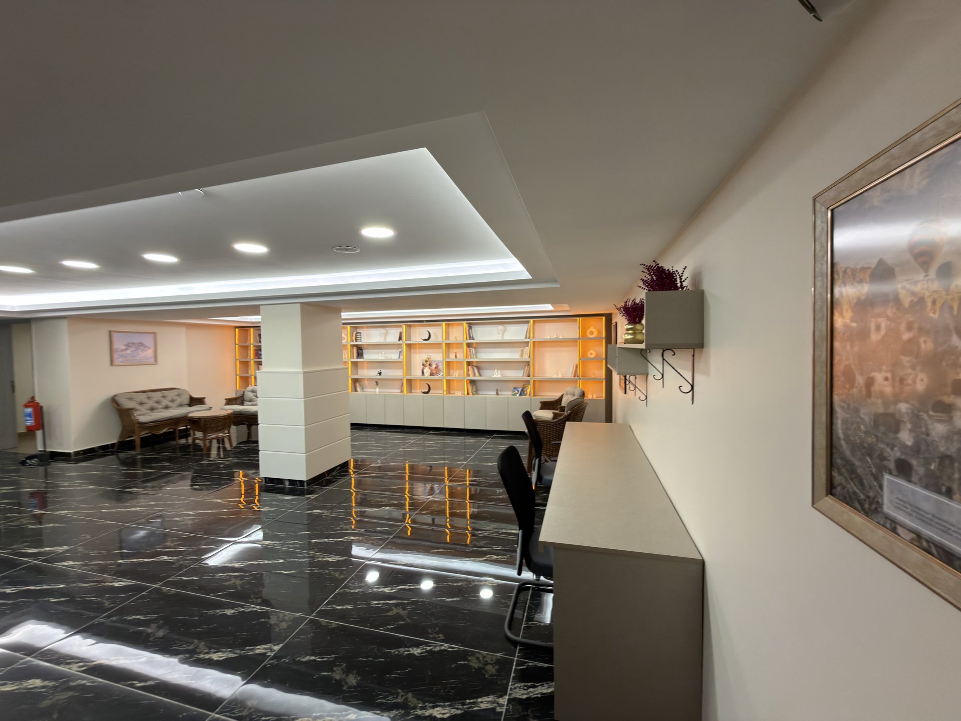 Swan Hotel Kayseri Business Center çalışma köşesi